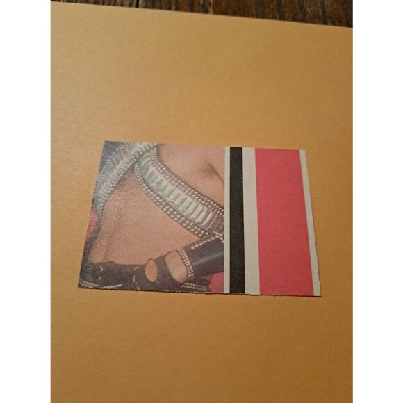 Vintage 1979 Raincloud Productions Queen Trading Card #40 Rock Band Memorabilia - Picture 2 of 2